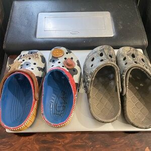 Kids Clog Shoes with Fun Pattern Size 3